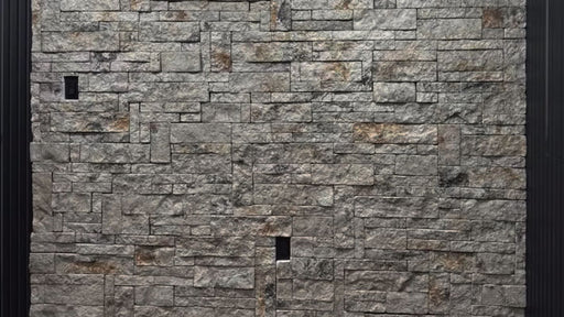 Evolve stone interior wall in the river clay color and capital sky style